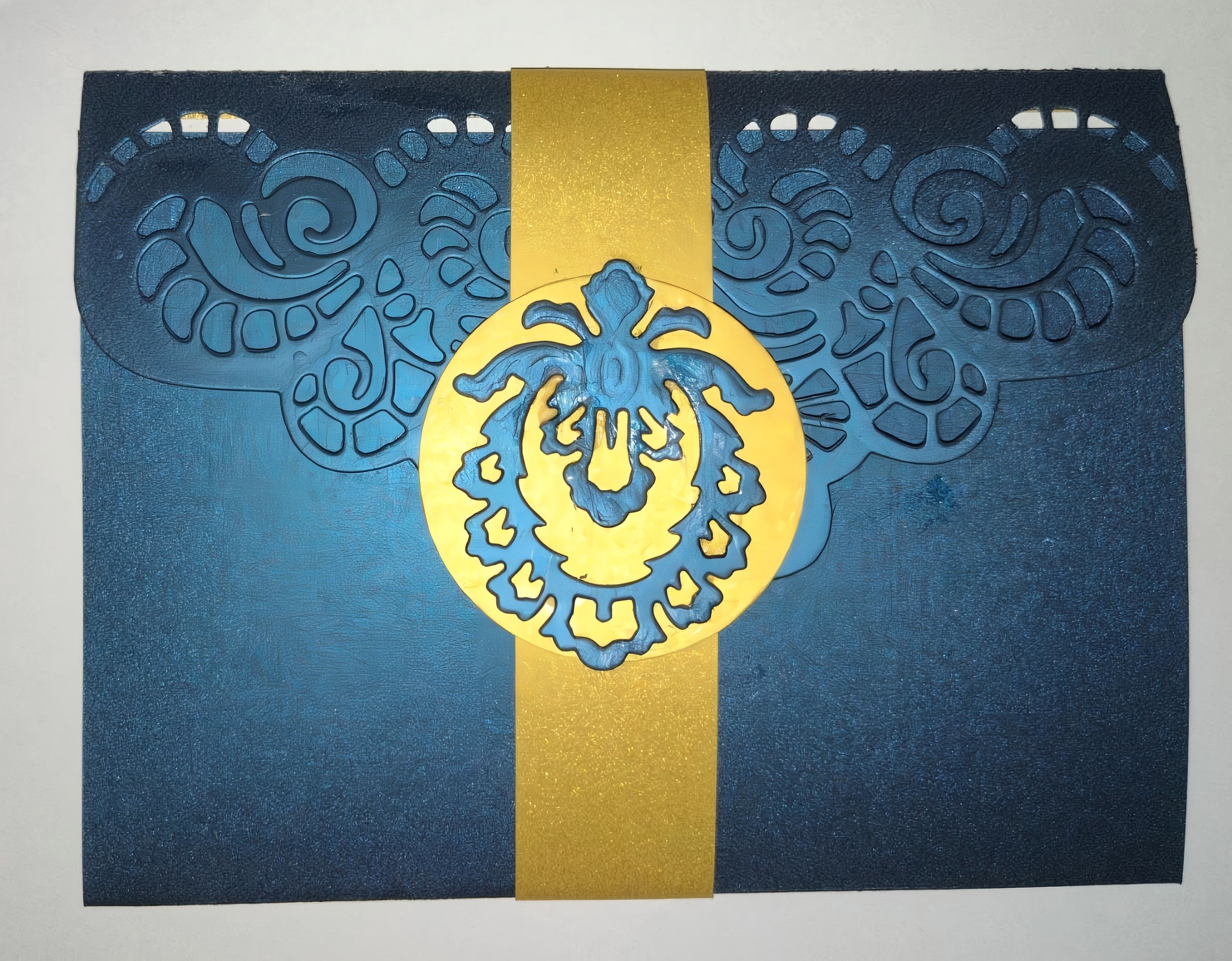 Tri-fold Lace
